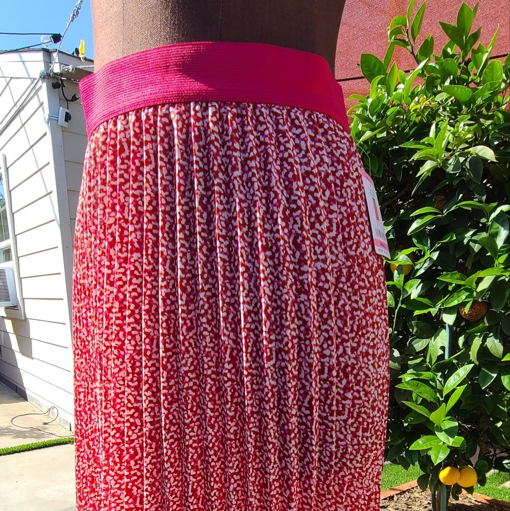 Vince Camuto Women's Trendy Elastic Waist Printed Pleated Midi Skirt